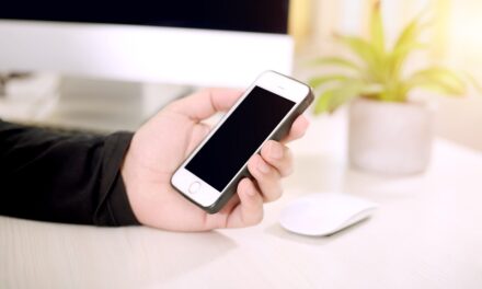 Nothing Phone (2a) Leak Reve야als Lower-Than-Expected Pricing