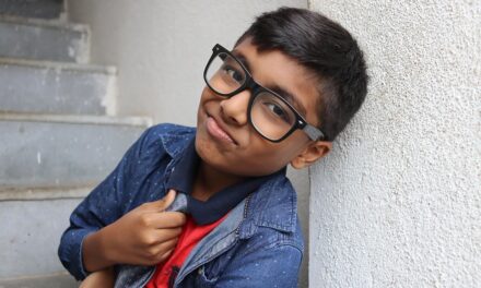 Smart Ring Doubles as a Smartwatch