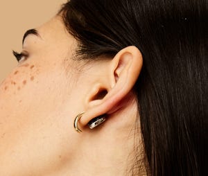 The World’s Smallest Wellness Wearable, Smart Earrings, Just Launched on Kickstarter