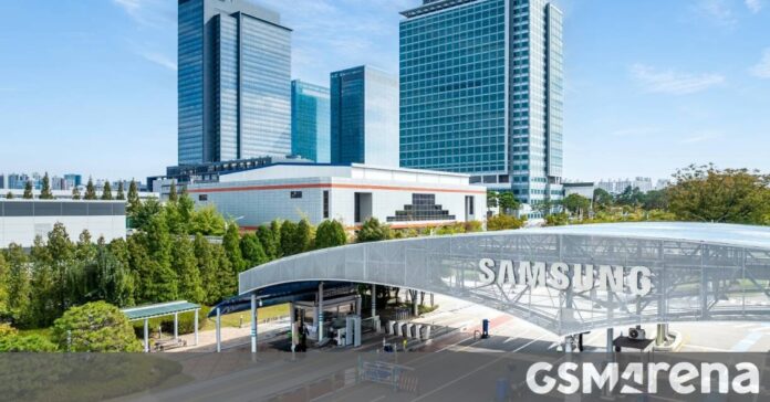 Samsung DX employees are planning a rally to protest a hundred-fold disparity in bonuses